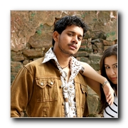 Azhagai Irukirai Bayamai Irukirathu Photo Gallery